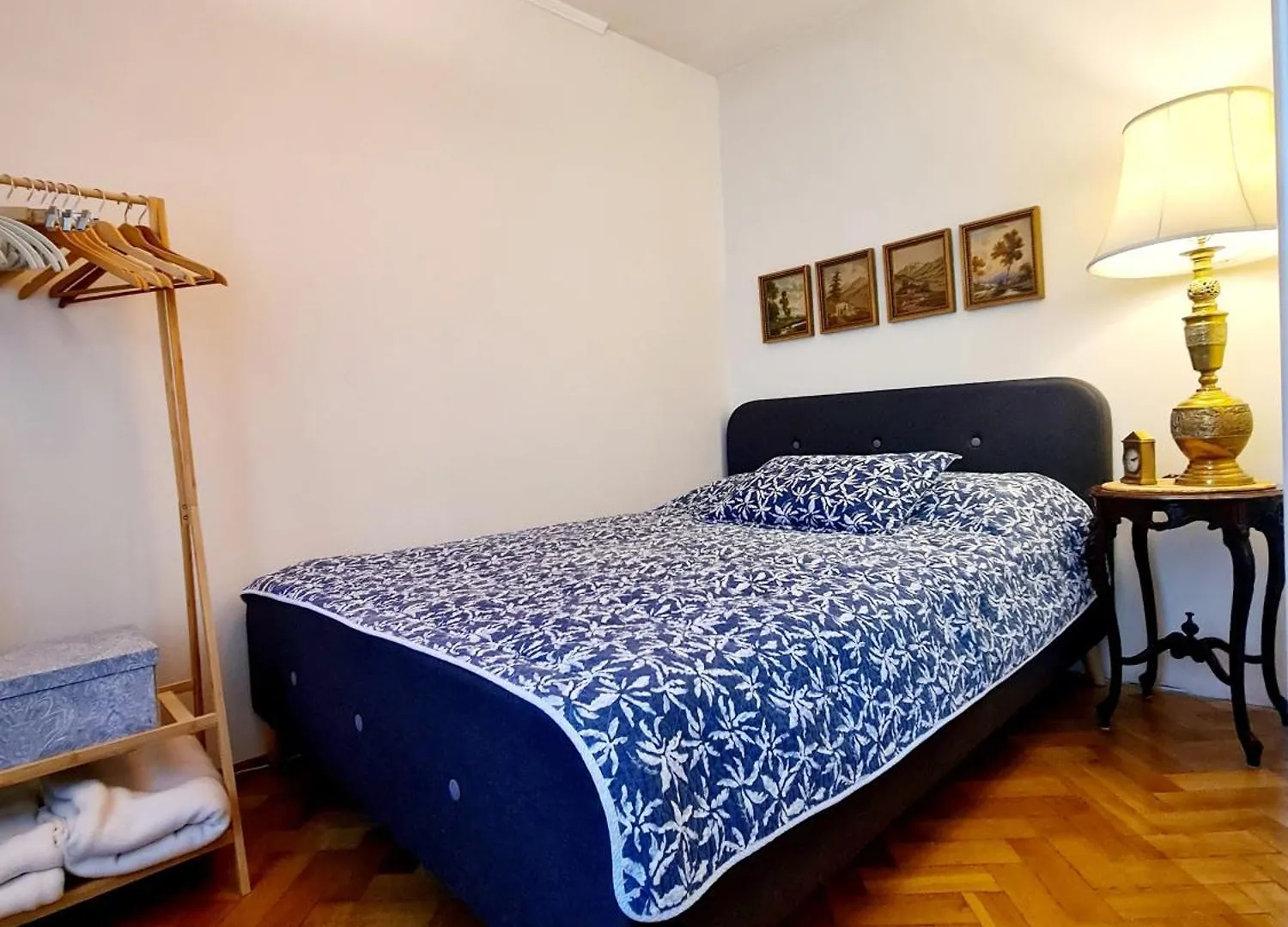 Quiet Apartment Near Metro And Old Town 바르샤바 0*,  폴란드